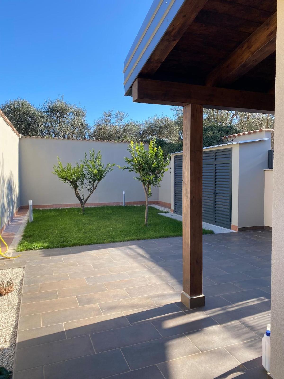 Villino Ancillotto With Garden And Parking Motorcycle Space Rom